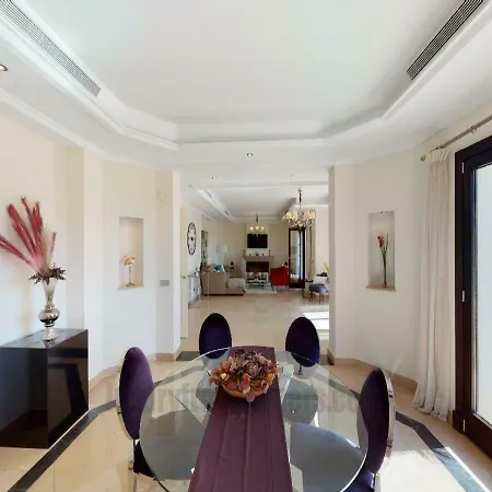 Villa 5 Bedrooms Villa Tranquilla. Refurbished New. High-End Vacations